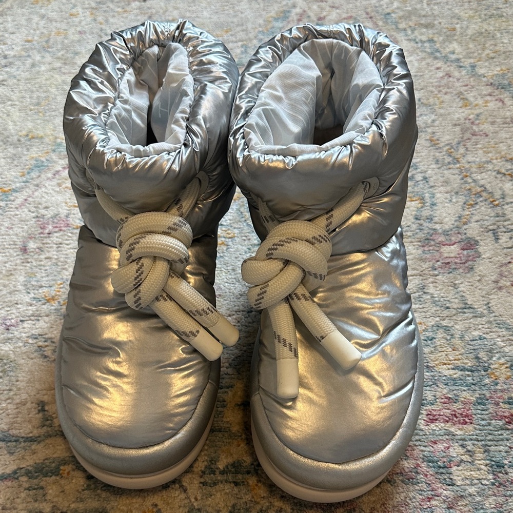 Ugg short classic metallic maxi boot